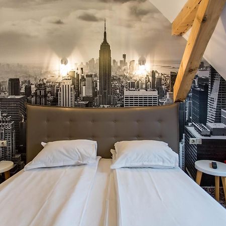 Hotel Bliss ซีบิว ภายนอก รูปภาพ