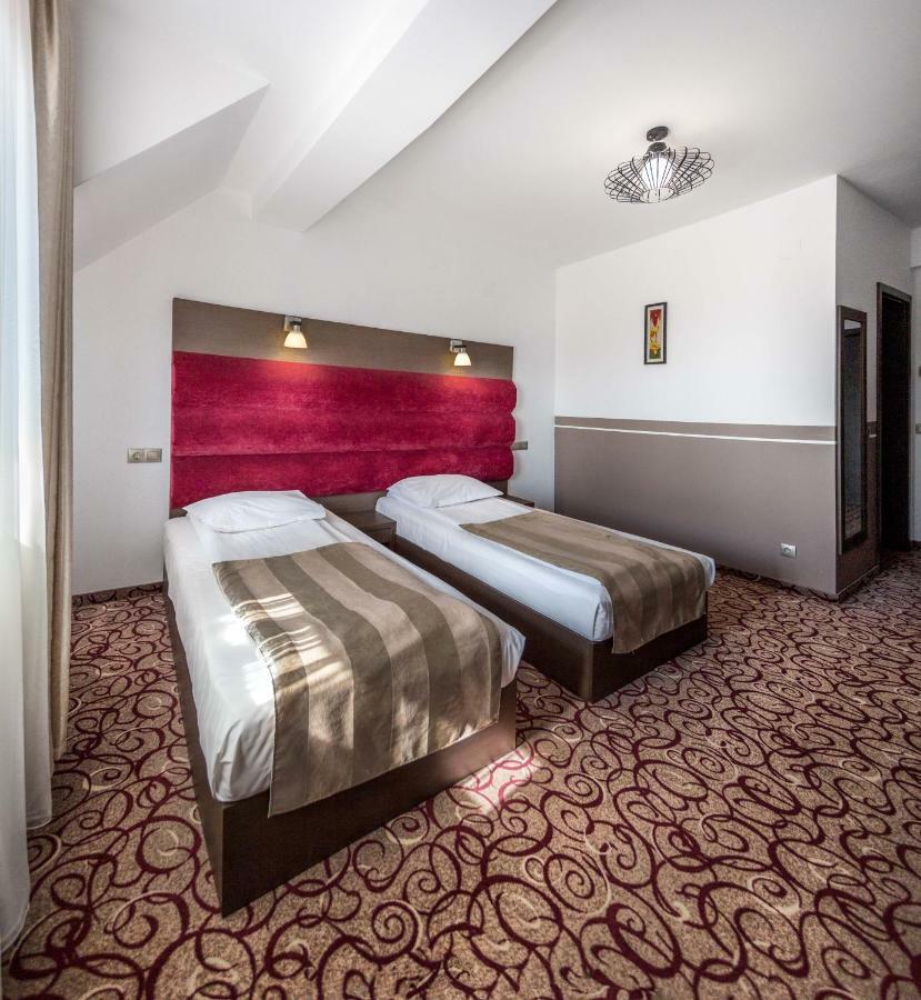 Hotel Bliss ซีบิว ภายนอก รูปภาพ